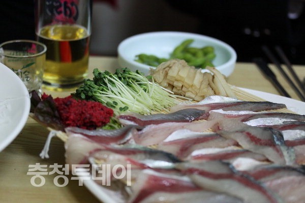 회뜨는바다 이미지