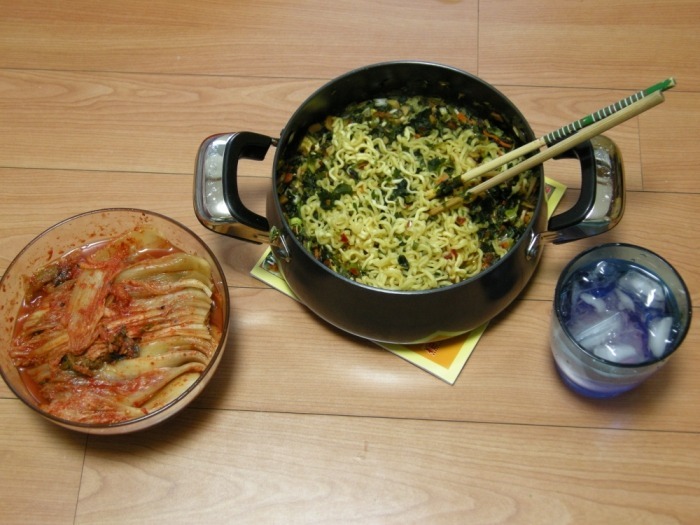 야채라면 레전드...jpg (혐오주의) | 인스티즈