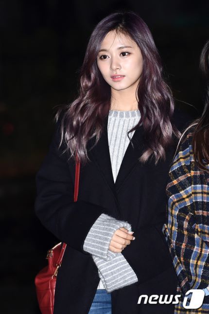오늘자 트와이스 출근길 | 인스티즈