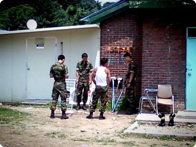 이상하게 가끔 그립지만 절대 돌아가고 싶지는 않은 시절 | 인스티즈