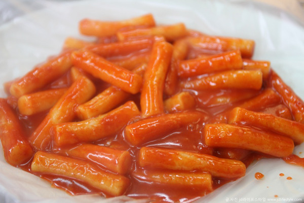 국물많은 떡볶이 vs 찐득한 떡볶이 | 인스티즈