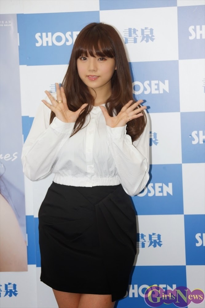 사진집 홍보하는 아이.jpg | 인스티즈