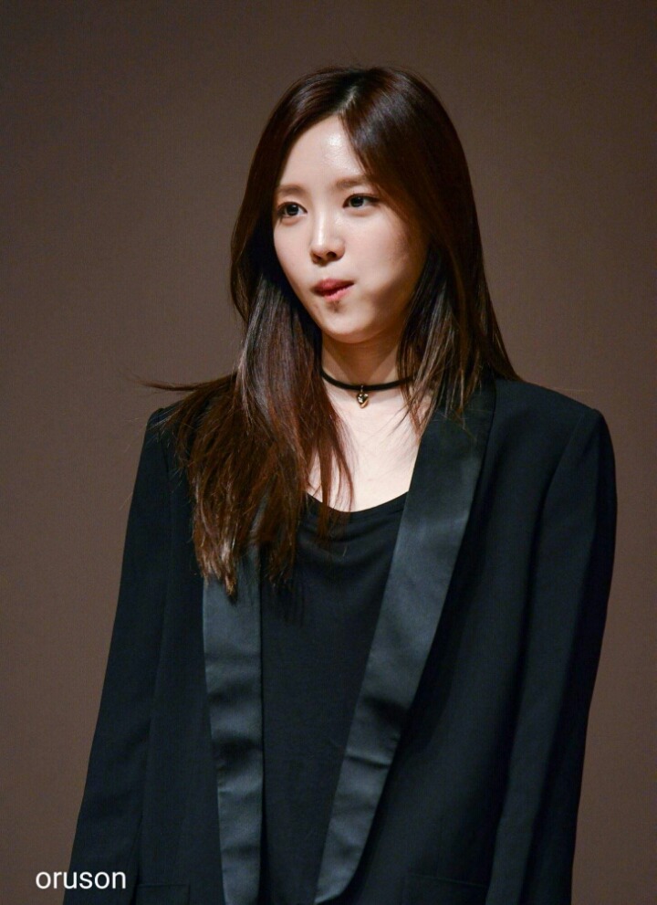 뒷태좋은 나은이 | 인스티즈