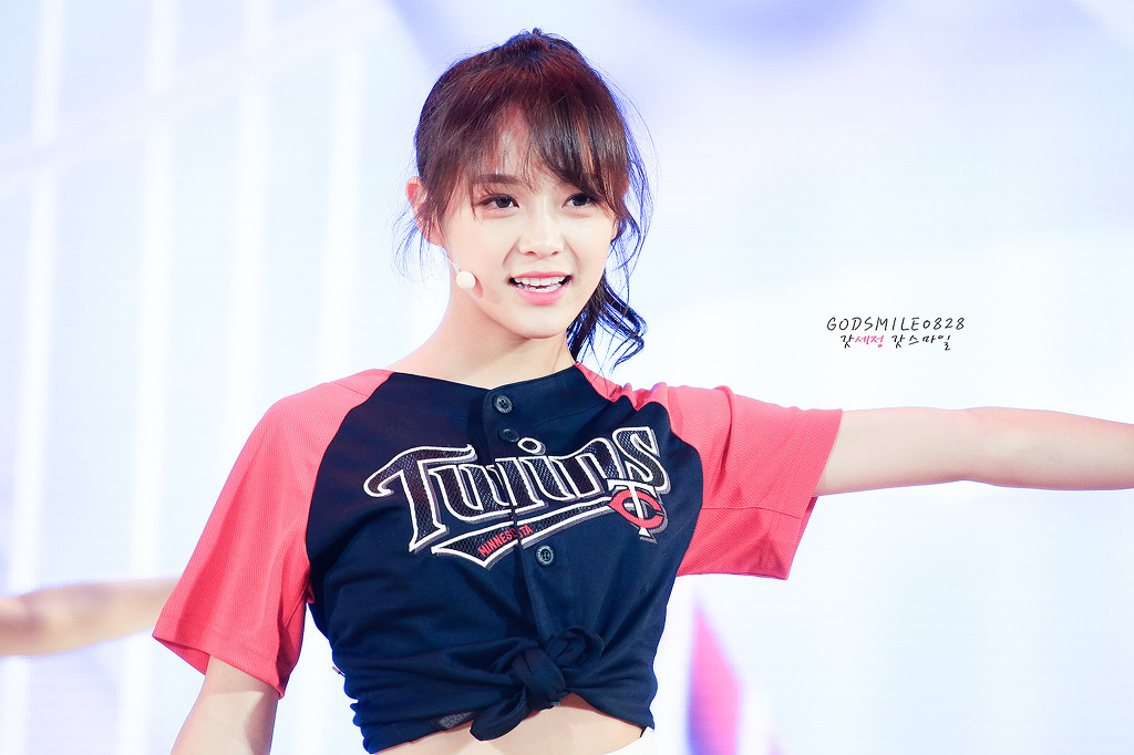아이오아이 김세정 직찍.jpg | 인스티즈