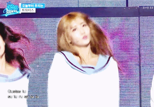 [트와이스] 시크한줄 알았는데 빙구미 쩌는 모구리 모모 짤모음.jpg | 인스티즈