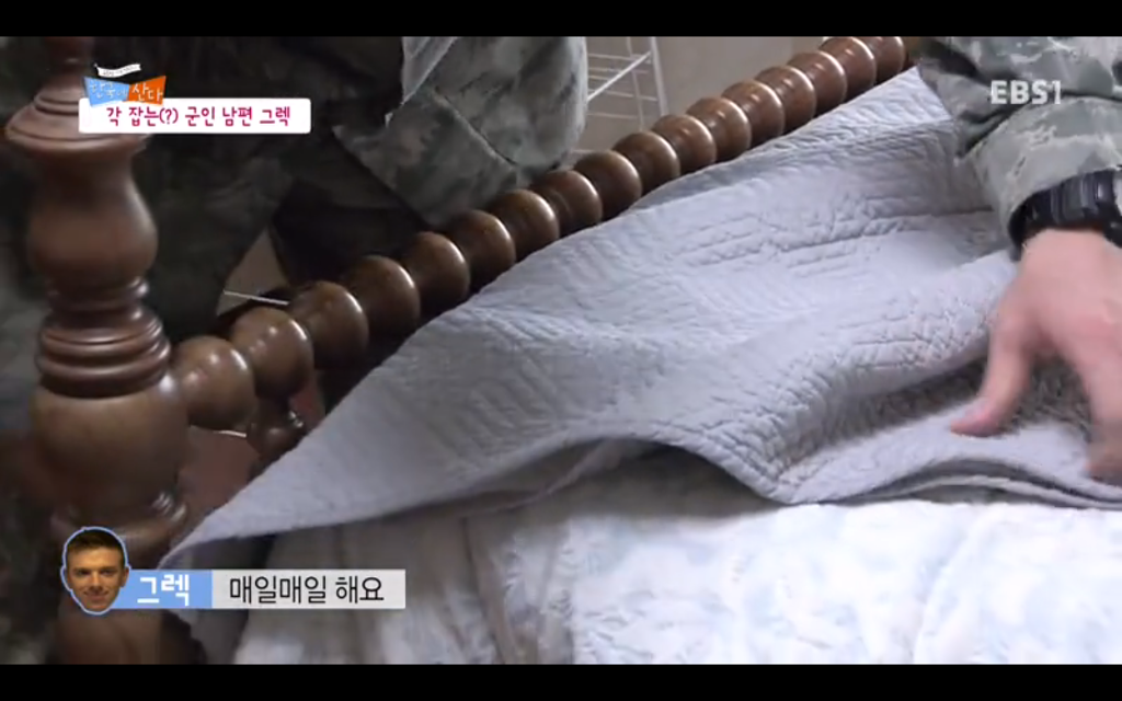 서양남자들은 군대를 안가서 위계질서를 모르니까 여자처럼 살림하는거야 | 인스티즈
