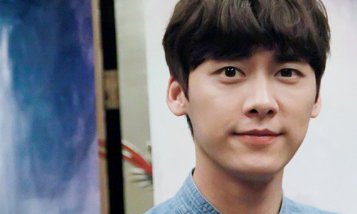 [이역봉] 촌스럽던 대륙 배우가 한국 스타일리스트의 손을 거친 후.. | 인스티즈