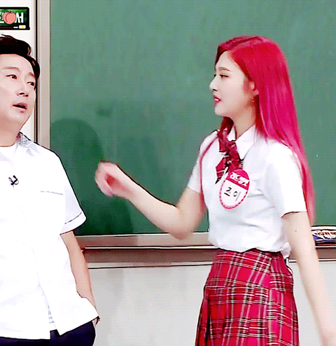 아는형님 애교+귓속말+벽치기로 제압하는 조이.gif | 인스티즈