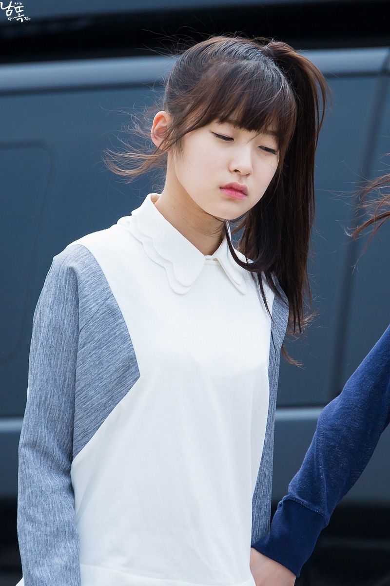 99년생 여고생, 떠오르는 비쥬얼.jpg | 인스티즈
