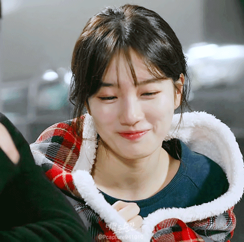 드라마상에서 겨우 2살차이인데 아저씨라고 부른 수지 | 인스티즈