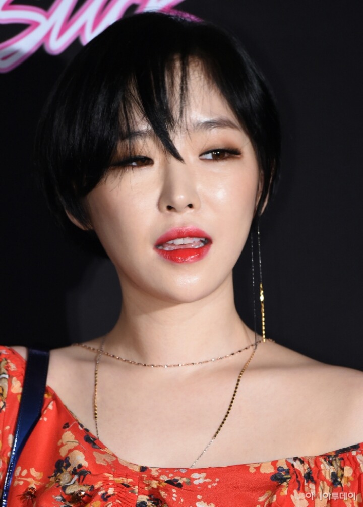 오늘자 손가인 | 인스티즈