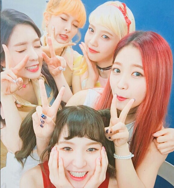 레드벨벳 데뷔 3주년 기념 사진 | 인스티즈