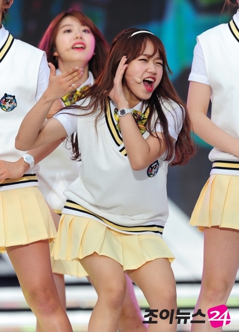 어제자 드림콘서트 유정이 (ioi) | 인스티즈