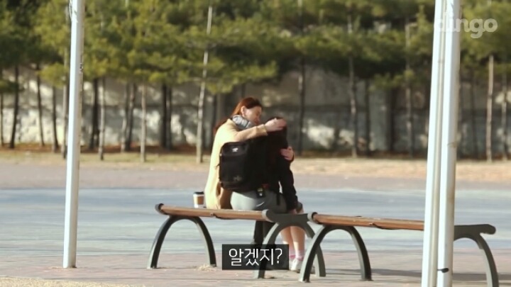 왕따 당한 학생이 울면서 도와 달라고 하면은?(연기) | 인스티즈
