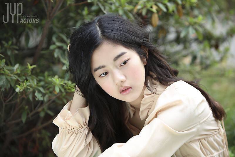 JYP 차기 유망주 신인 배우 신은수.jpg | 인스티즈