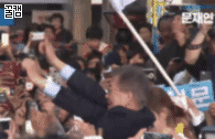 문재인 하나도 안부러움.gif | 인스티즈