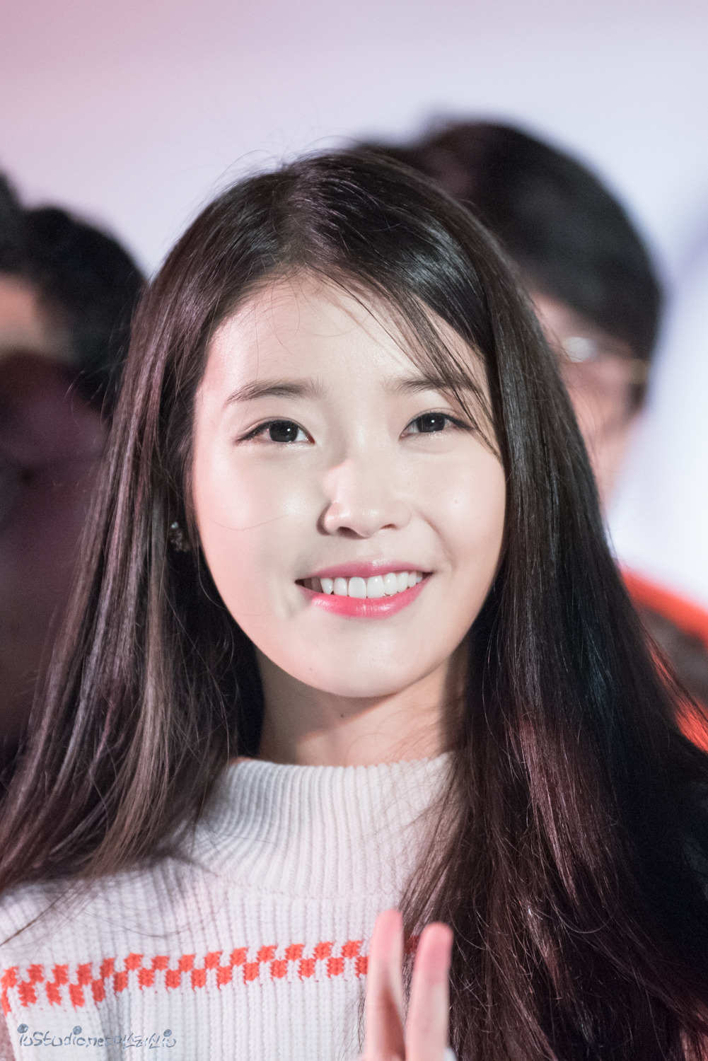 아이유 최근 화보 ㅠ | 인스티즈