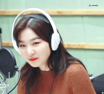 140mb+) 귀여운 슬기 눈웃음.gif | 인스티즈