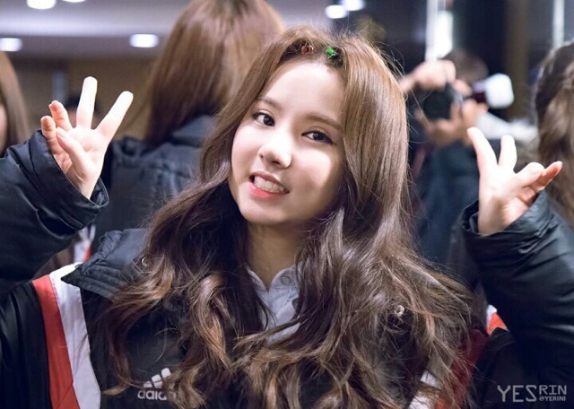 여자친구 에서 제일 눈이 가는 아이.jpg (feat.은하) | 인스티즈