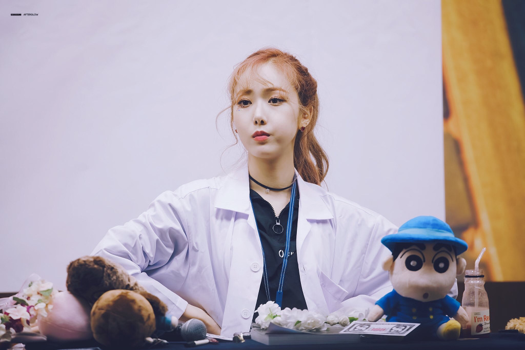 [여자친구] 통장이 텅장이 되어가고 있어서 신비 | 인스티즈