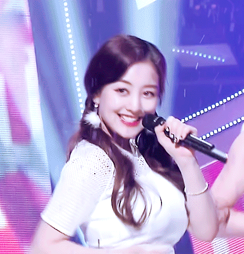 트와이스 지효 양갈래 . gif | 인스티즈