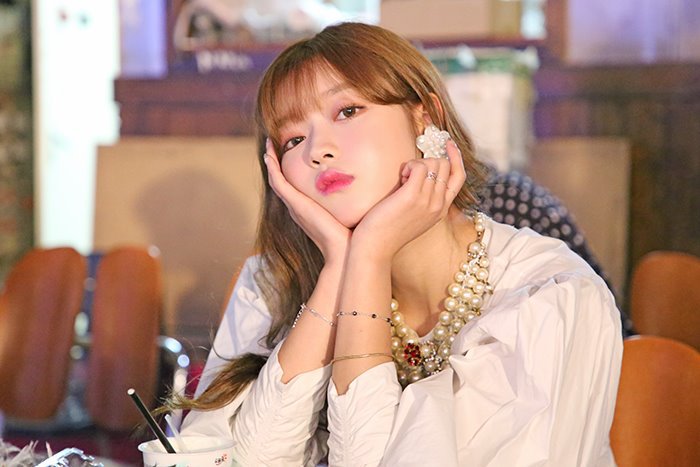 ​나날이 이뻐지는 오마이걸 유아.jpg(이쁨주의) | 인스티즈