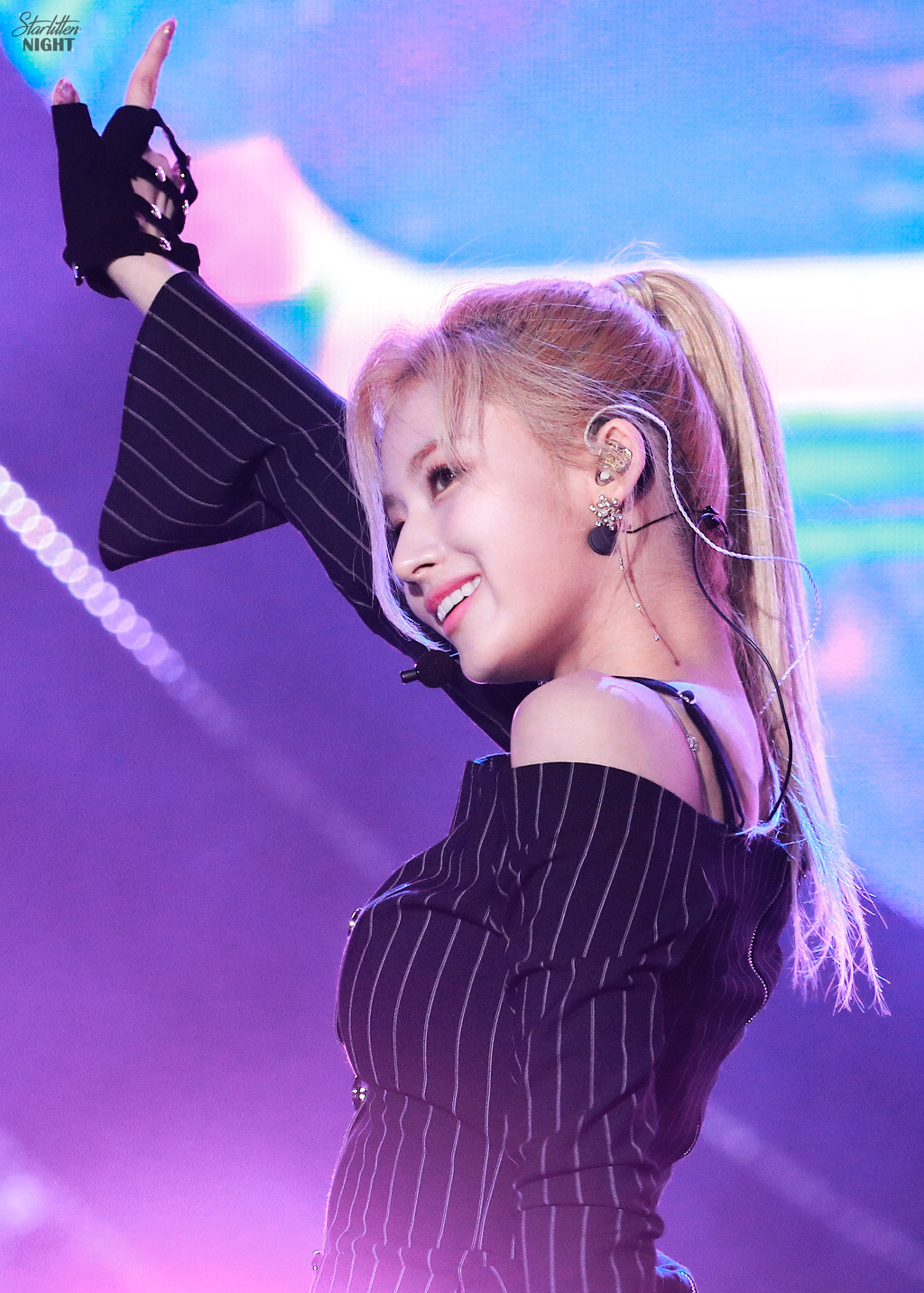 오늘이 생일인 트와이스 사나.jpgif (335장) | 인스티즈