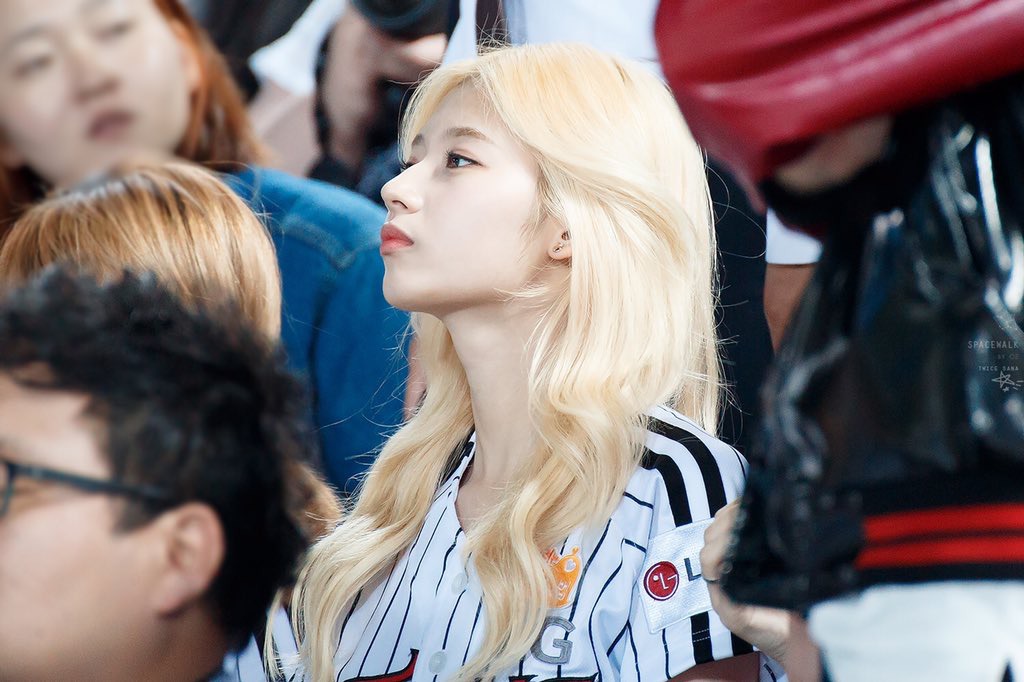 짱예로운 트와이스 사나 모음.jpgGIF | 인스티즈