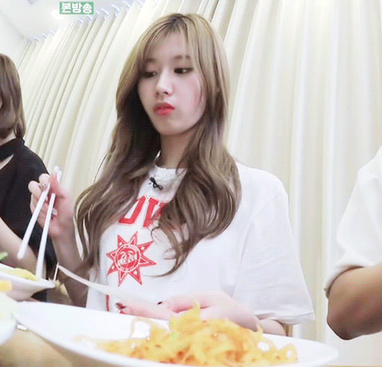 2년전 뭉쳐야 뜬다 사나.gif | 인스티즈