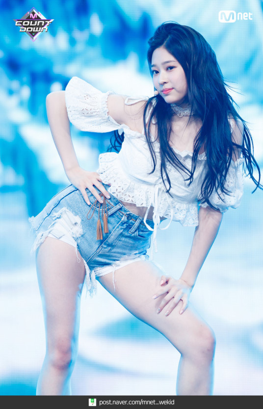 아이즈원 김민주.jpgif | 인스티즈