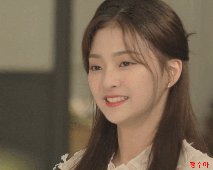 프로미스 나인 The 100 16화 프롬이들의 골져스한 저녁만찬.gif | 인스티즈
