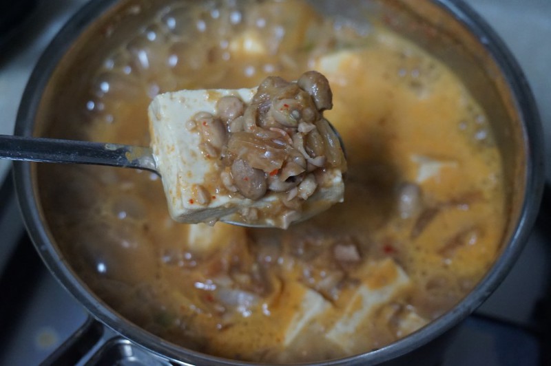 냄새때문에 호불호 엄청 갈리는 찌개.jpg | 인스티즈