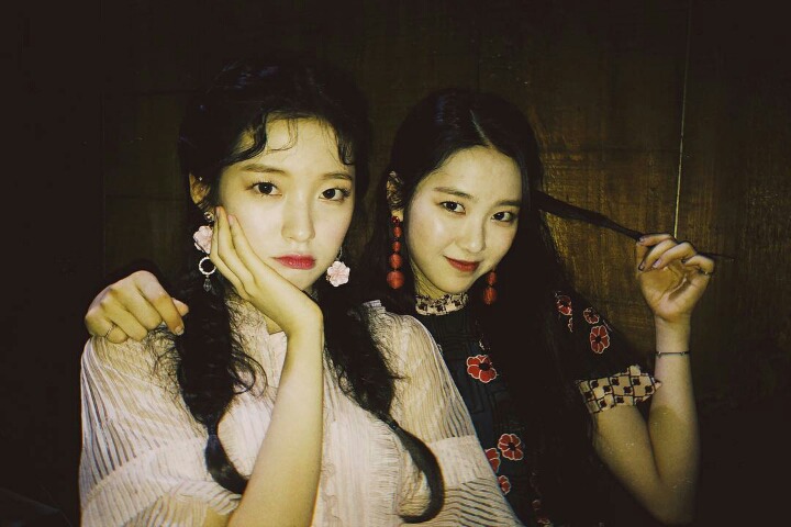 오늘자 오마이걸 인스타 업뎃(아린, 지호) | 인스티즈