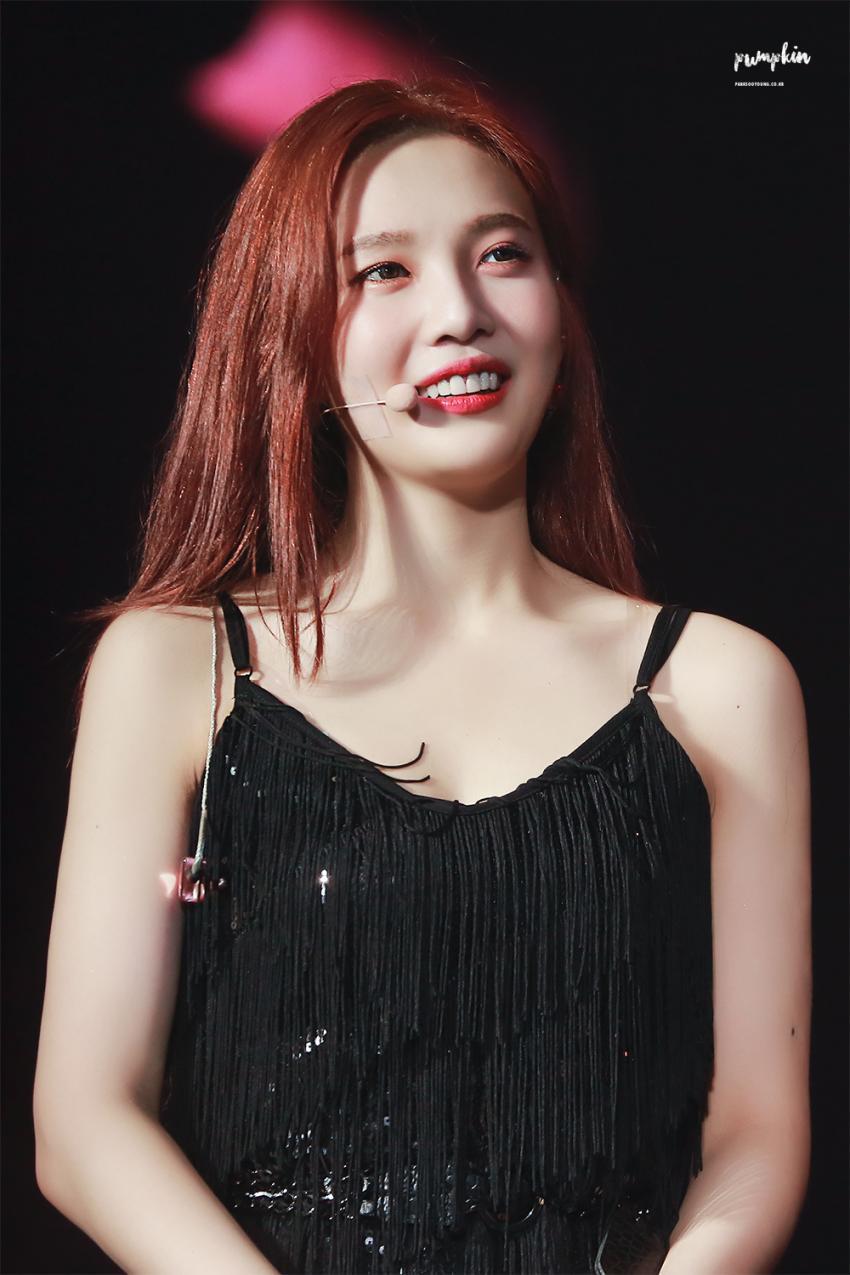 8/4 레드벨벳 레드메어 콘서트 | 인스티즈