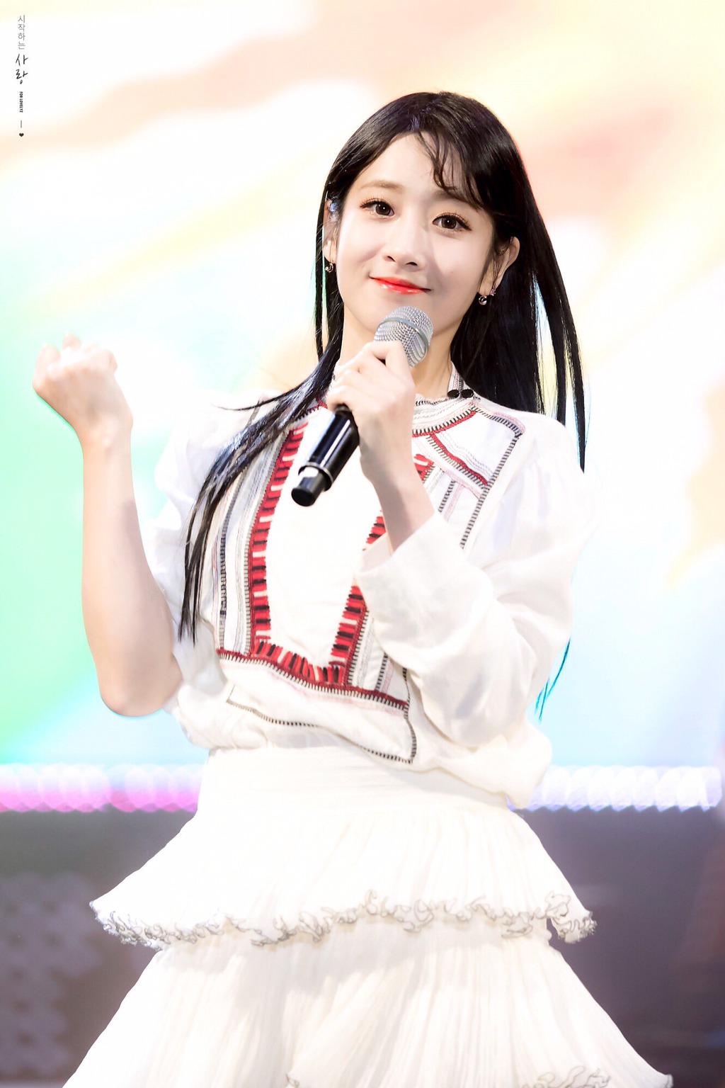 [러블리즈] 아침부터 조금 쌀쌀한 날씨인 것 같아서 지애 | 인스티즈