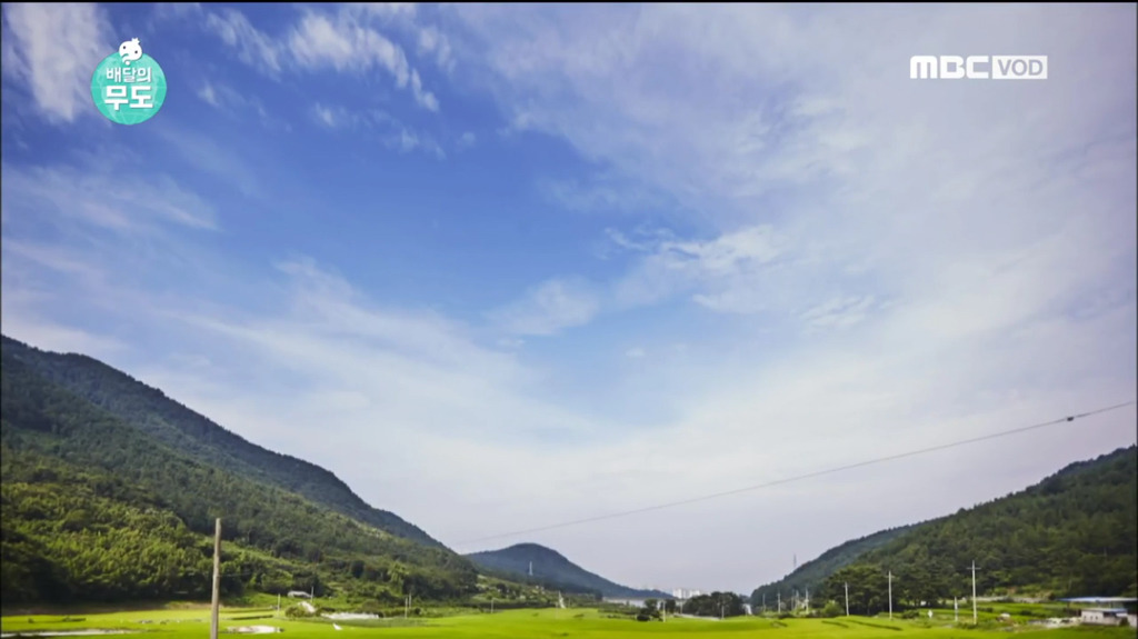 8살때 떠나온 고향을 영상과 사진으로 만나는 할머님 | 인스티즈