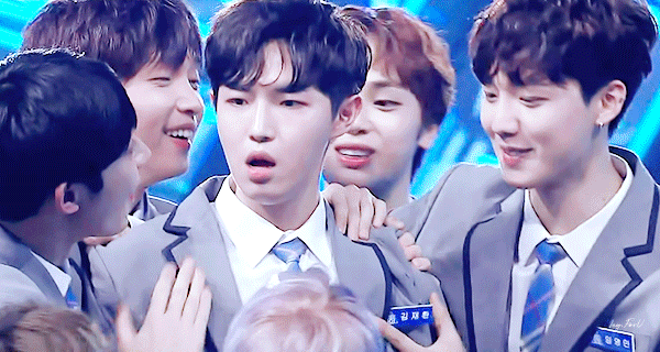 프로듀스101 시즌2 워너원 데뷔멤버가 확정되던 순간.gif | 인스티즈