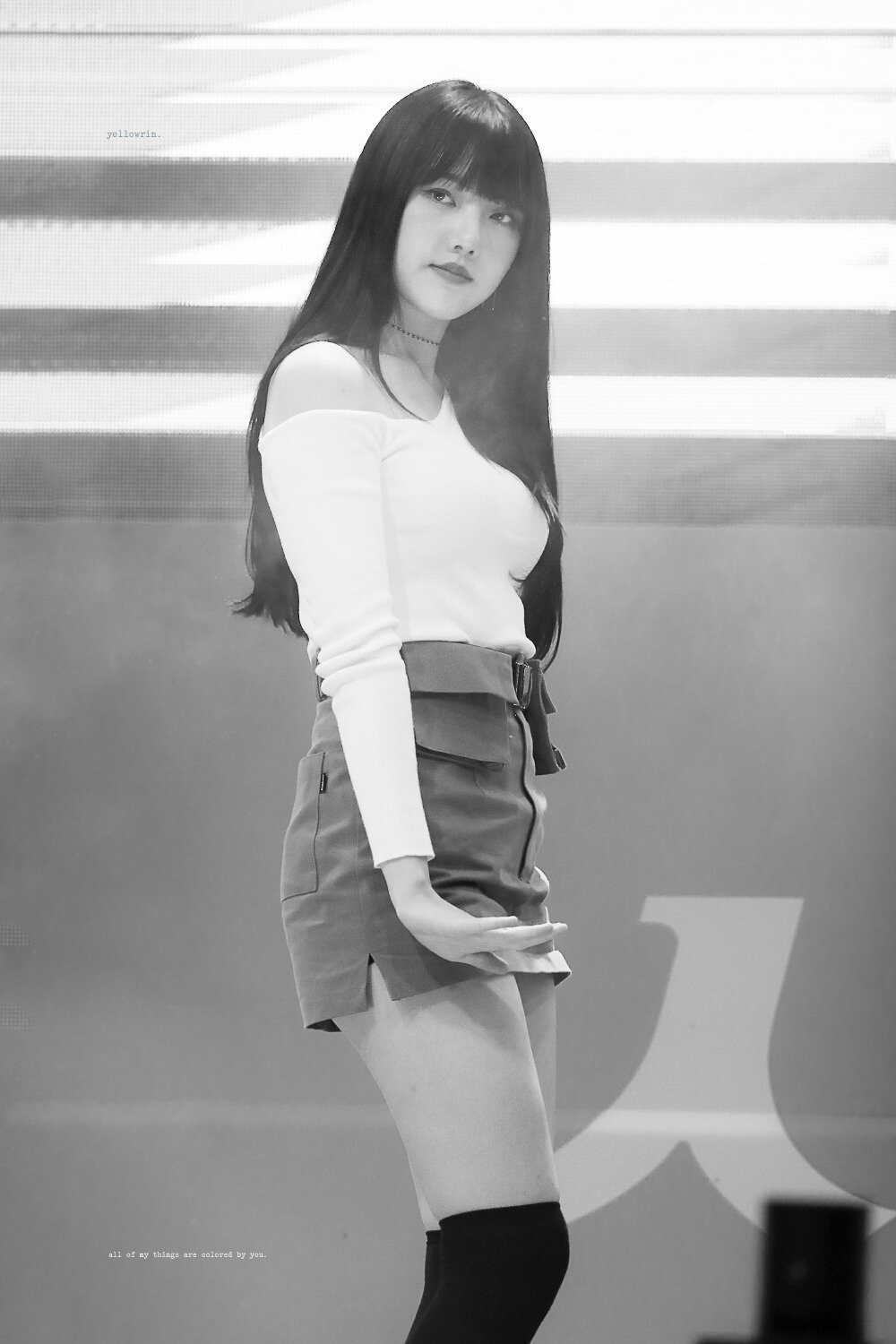 혼자서 이쁘고 귀엽고 섹시하고 다하는 여자친구 예린이.jpgif | 인스티즈