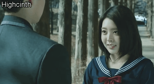 최근 사인회에서 장미 입에 문 오마이걸 비니.jpg | 인스티즈