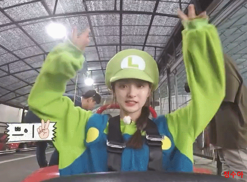 제주도에서 카트타는 프로미스 나인.gif | 인스티즈