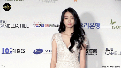 대종상에서 신인상 받은 배우 김다미.gif | 인스티즈