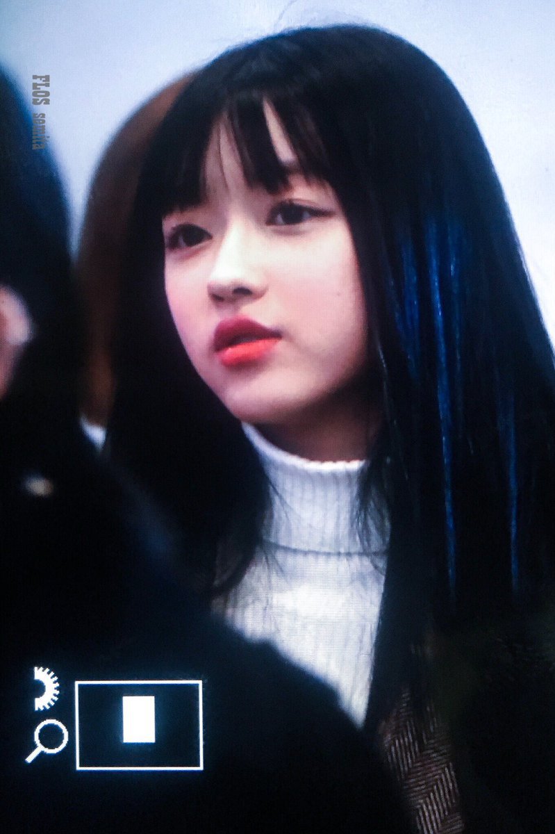 갈수록 더 예뻐지는 오마이걸 유아.jpg | 인스티즈