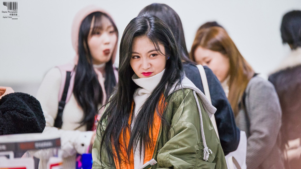 [러블리즈] 연휴기간에도 업로드를 이어나갈 생각이라서 지수 | 인스티즈