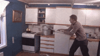 기름 화재에 물을 부으면 안 되는 이유 | 인스티즈