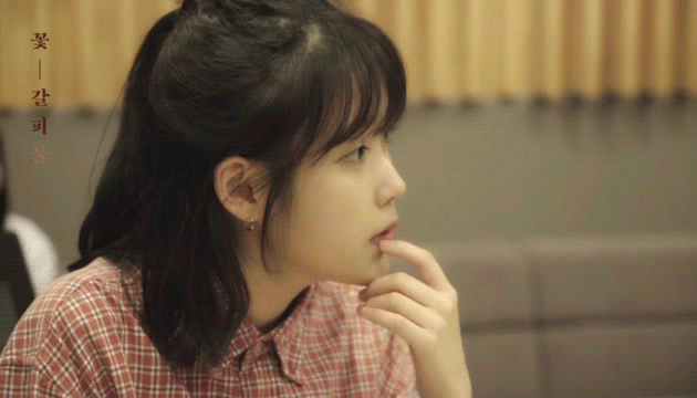 [데이터주의] 아이유 가을아침 녹음현장.gif | 인스티즈