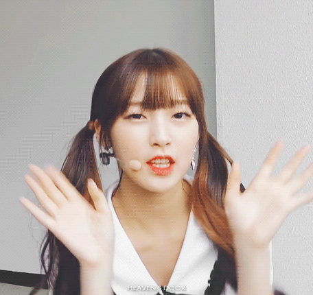 애교부리는 귀여운 오마이걸 아린.gif | 인스티즈