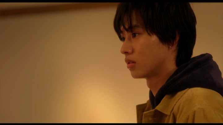 [히로인실격] 정상인 캐릭터가 없지만 남주들 와꾸때문에 보는 영화 - 15 | 인스티즈