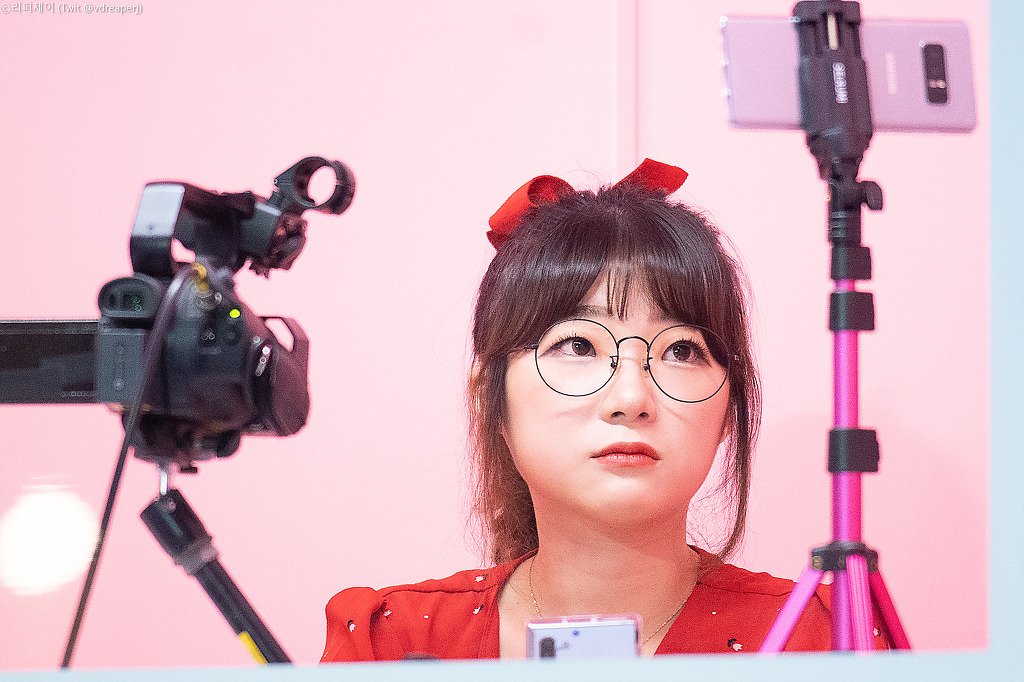 190810 크리에이터 위크 루시아님 직찍 (26장) 트수 | 인스티즈