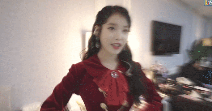 불같이 화내는 아이유 | 인스티즈